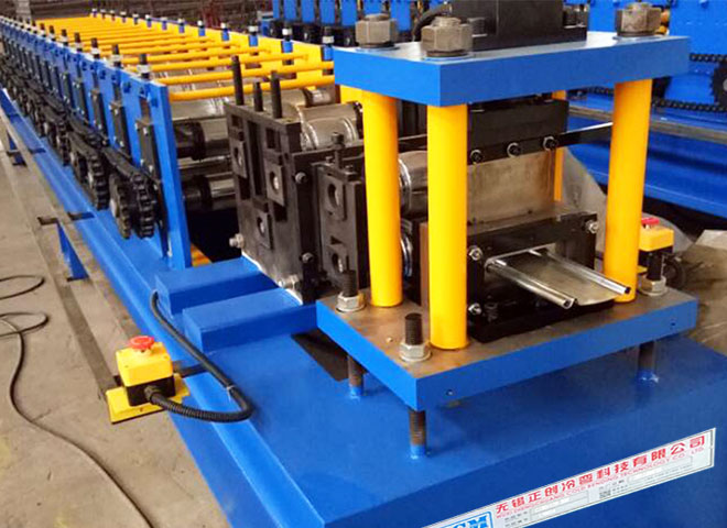 卷簾門(mén)壓型機(jī)組